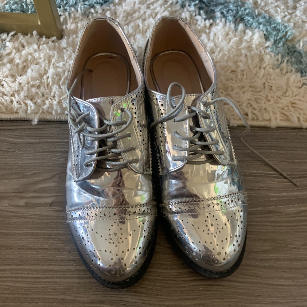 Metallic Oxford Loafer